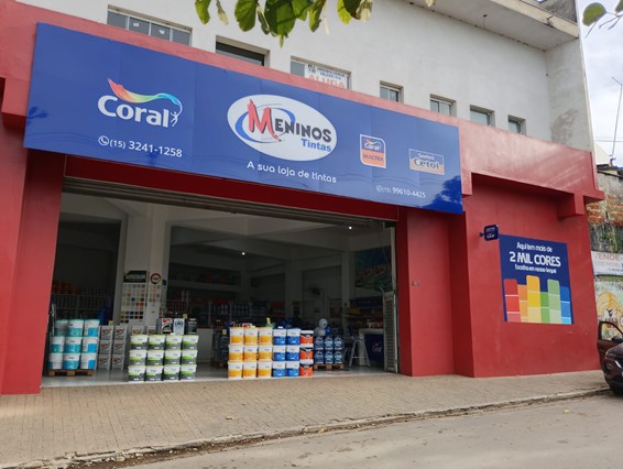 Fachada da Meninos Tintas